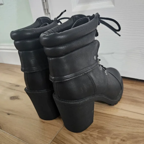 Torrid Black Heeled Boots Size 11W with Chunky Heel - Picture 4 of 10
